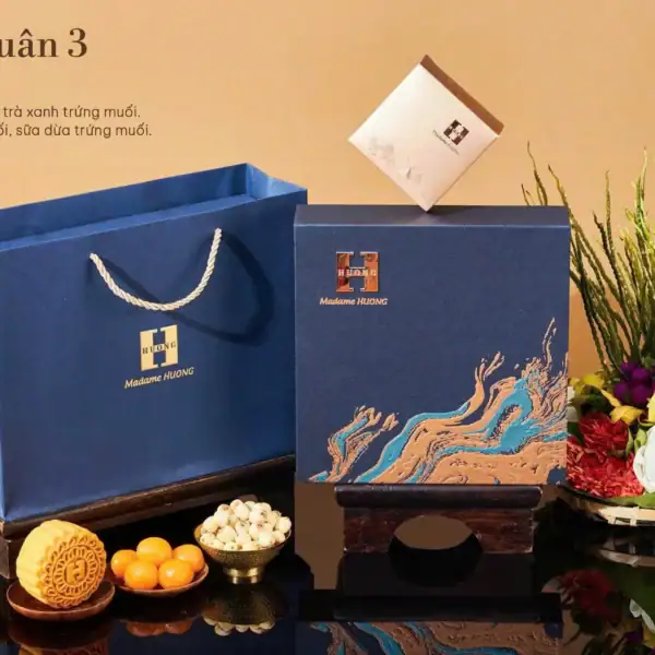Bánh trung thu Madame Hương 2025 hộp Đồng Xuân 3