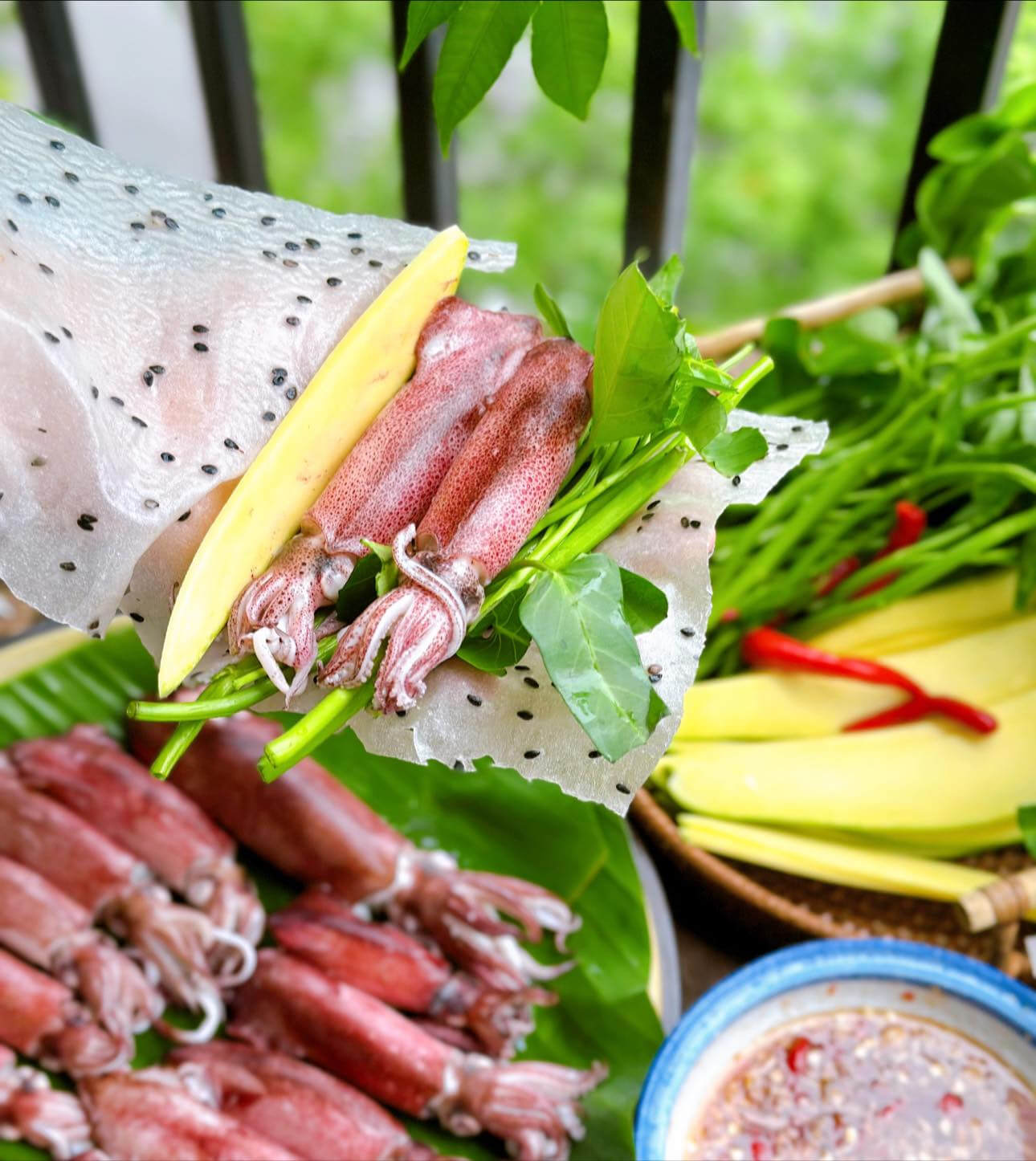 Mực luộc giòn sần sật không bị teo (1) Mực luộc giòn sần sật không bị teo (1)