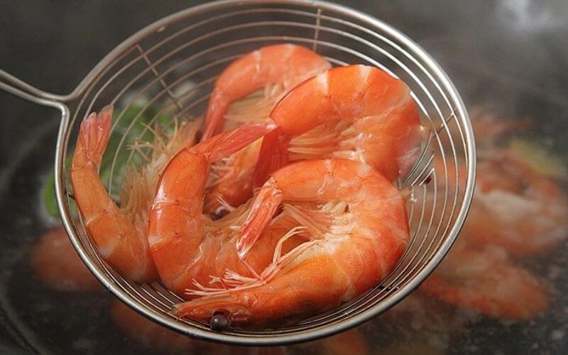 cách luộc tôm ngon 2 (1)